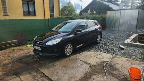 Ford Focus 1.0 ecco ST-LINE - 4