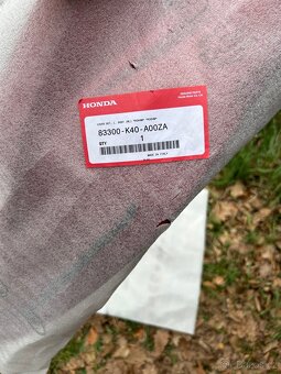 Honda Forza 125 levý zadní boční plast (83300-K40-A00ZA) - 4