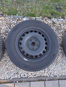 Plechová kola 5x112 R16 Superb/Passat zimní pneu 215/60 - 4