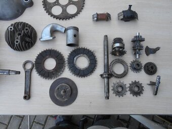 Jawa 98 Robot motor díly levně - 4