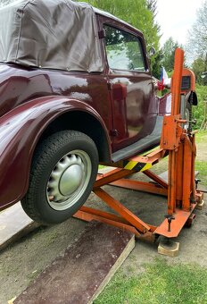 Nůžkový hydraulický zvedák - 4