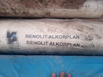 Prodám top fólií na stavbu bazenu Renolit Alkopran 3000 touc - 4