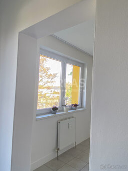 Milovice, pronájem bytu 2 + 1, 48 m2 s balkónem 2 m2 a sklep - 4