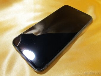 iPhone 11 Black 64GB TOP STAV ZÁRUKA - 4
