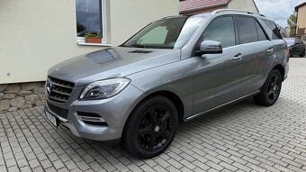 Prodám Mercedes Benz ml 350 CDI airmatic, 4x4, r.v. 2013 - 4