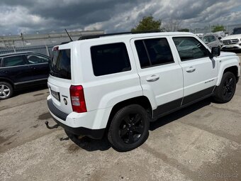 Jeep patriot 2.2CRD 2011 4x4 pojizdne - 4