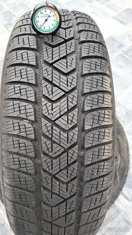 1ks zánovní zimní pneu Pirelli scorpion 215/65 R17 - 4