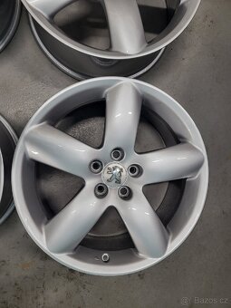 Originální 18" alu Peugeot 5x108 - 4