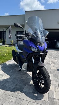 APRILIA SR GT 125 - 4