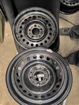 Plecháče BMW E34/36/46 5x120r15 et30 - 4
