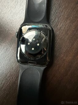 Apple Watch Series 7 45mm Cellular Temně inkoustový hliník - 4