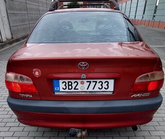 Toyota Avensis - 4