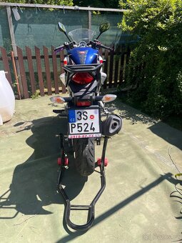 Honda cbr 250r - 4