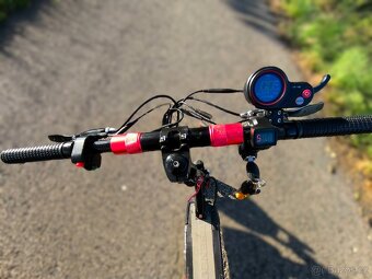 KUGOO KIRIN M4 PRO - 4