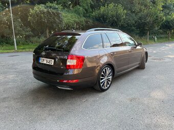 Škoda Octavia Laurin&Klement - 4