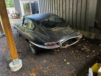 Jaguar E-Type xke 4.2 Coupe Manual - 4