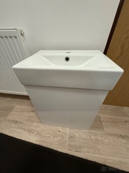 Koupelnová závěsná skříňka s umyvadlem - 4