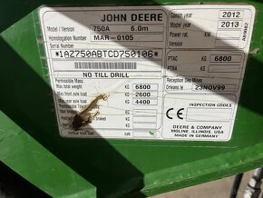 Secí stroj John deere 750A 6 m - 4