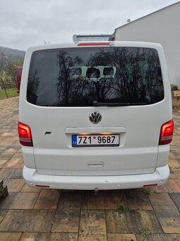 VW Caravelle T5, automat, 4×4, 8 míst , 2× šoupačky, tažné - 4
