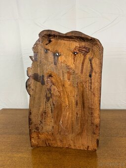 Ručně vyřezávaný dřevěný reliéf (602008) - 4