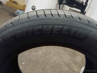 Michelin Pneu - 4