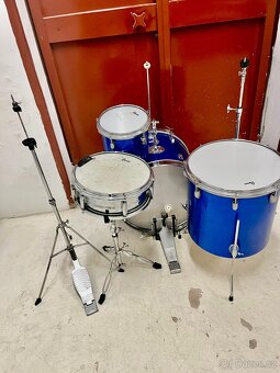 Rimmel old school 70” - 4