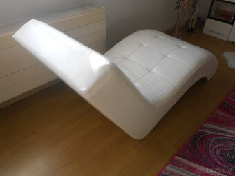 Křeslo - pololehátko - bílé. - 4