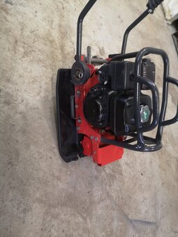 Bomag 18/45 vibrační deska - 4