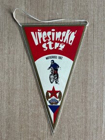 Závody, vlaječky, motocross, trofeje, Vřesinská strž - 4