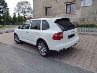 Porsche Cayenne 3.0D 2009 na přihlášení - 4