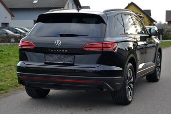 Volkswagen Touareg 3.0 TDI V6 170kW 4MOTION Tiptronic Navi - 4