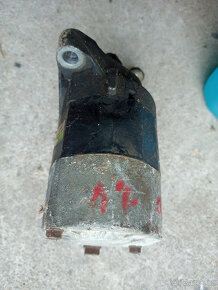 Starter Clio 1,4 - 4