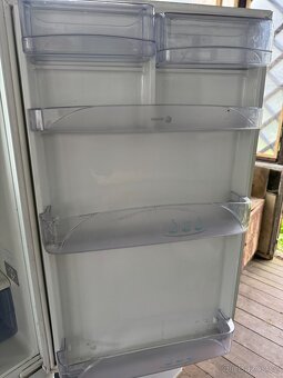 Lednice s mrazákem Fagor FC-37A - 4