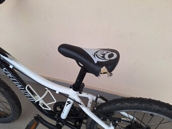 Dětské kolo Specialized Hotrock 20 - 4