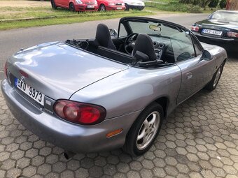 Mazda MX 5 - 4