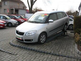 Fabia combi II 1,4 TDi-51 kW, 87.000,-Kč - 4