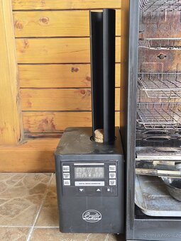 Udírna Bradley Digital Smoker 4 Rack - 4