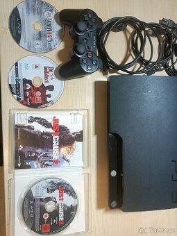 PlayStation 3 250gb slim - 4