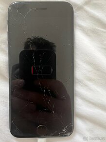 Prodám použivaný iPhone 7 128 GB - 4