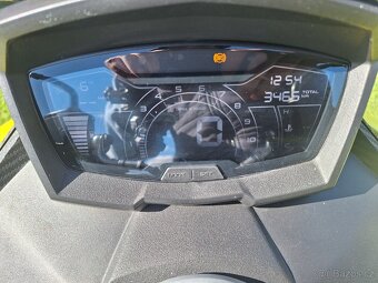 Aprilia SR GT 125 Sport ABS - 4