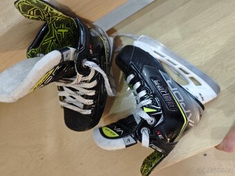 Hokejové brusle Bauer vapor X3 vel. 27 - 4