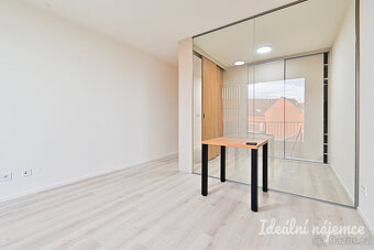 Pronájem bytu 1+kk, Dornych, Komárov,  Kč/měs, 35 m2 - 4