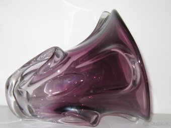 STAROŽITNÁ VÁZA , autor L.PALEČEK - 4