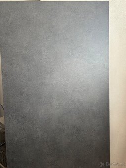 Prodám jídelní stůl - 4