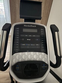 Elipticky trenažér Nordictrack - 4