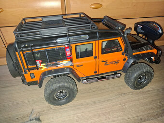 RC auto Traxxas trx4 Land Rover Defender - 4