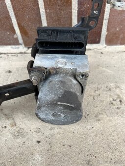 Jednotka ABS Subaru Legacy / Outback BP/Bl - 4