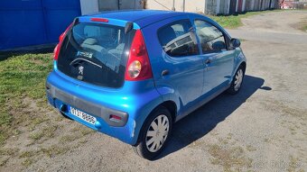 PEUGEOT 107 1.0 benzín - 4