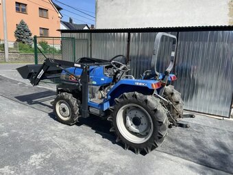 ISEKI TG25F - 4