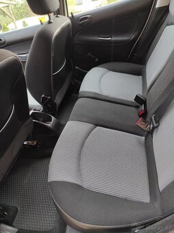 Peugeot 206 - 4